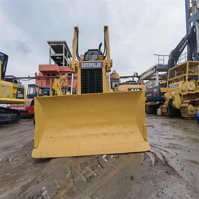 Cat d6g crawler tractor Cat D6 Dozer second hand high quality cat d6g dozer for sale - Bulldozer: das Bild 2 Cat d6g crawler tractor Cat D6 Dozer second hand high quality cat d6g dozer for sale - Bulldozer: das Bild 2