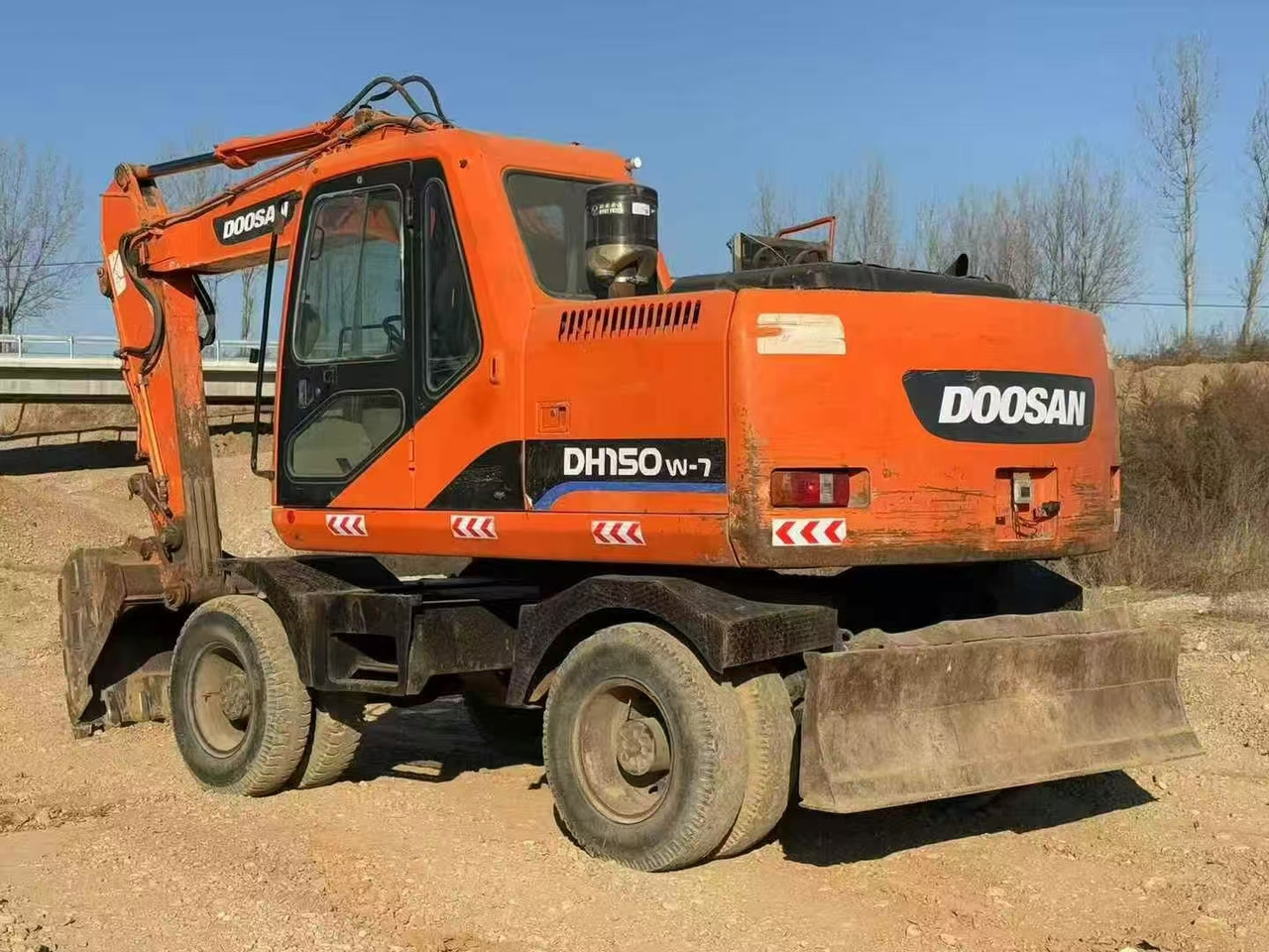 Doosan Doosan dh150w-7 wheel excavator - Mobilbagger: das Bild 5 Doosan Doosan dh150w-7 wheel excavator - Mobilbagger: das Bild 5