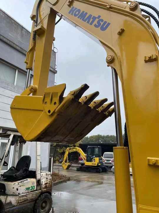 Fast delivery and high performance Used Komatsu PC35MR-3 Made In Japan on Hot Sale in china - Kettenbagger: das Bild 4 Fast delivery and high performance Used Komatsu PC35MR-3 Made In Japan on Hot Sale in china - Kettenbagger: das Bild 4