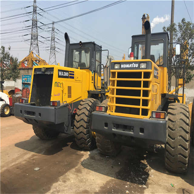 Second hand wheel loader Komatsu used Wheel loader WA320-3 WA320-1 WA380-3 cheap for sale - Radlader: das Bild 1 Second hand wheel loader Komatsu used Wheel loader WA320-3 WA320-1 WA380-3 cheap for sale - Radlader: das Bild 1