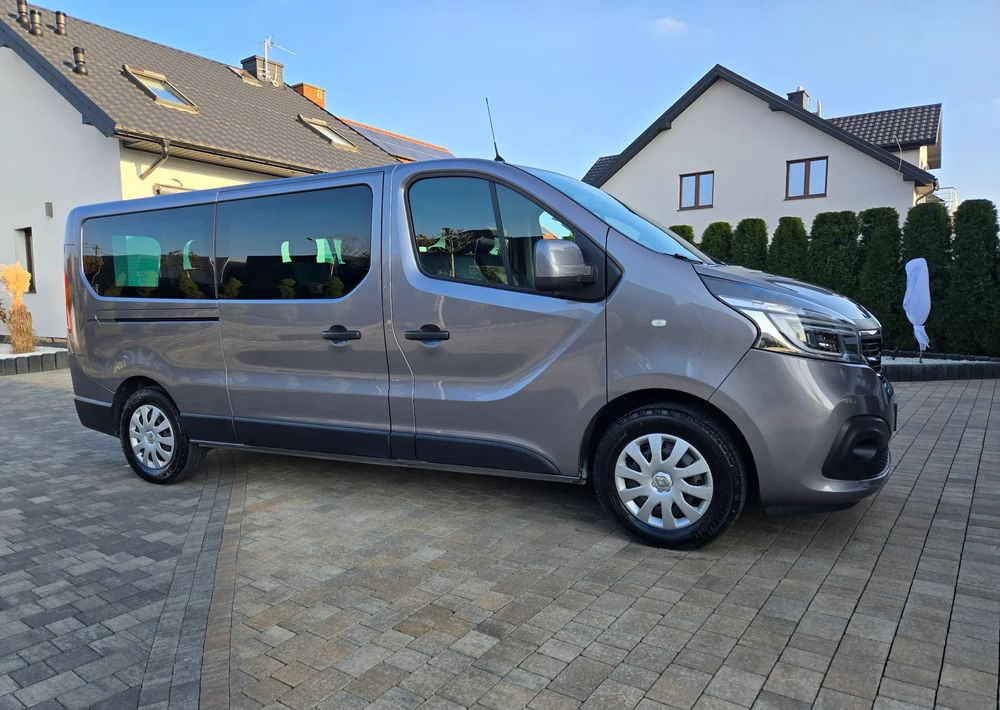 Renault Trafic Grand SpaceClass 2.0 dCi EDC - PKW: das Bild 1 Renault Trafic Grand SpaceClass 2.0 dCi EDC - PKW: das Bild 1