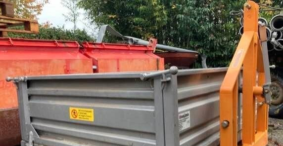 Cassone ribaltabile Deleks T-1600 - Kippaufbau: das Bild 4 Cassone ribaltabile Deleks T-1600 - Kippaufbau: das Bild 4