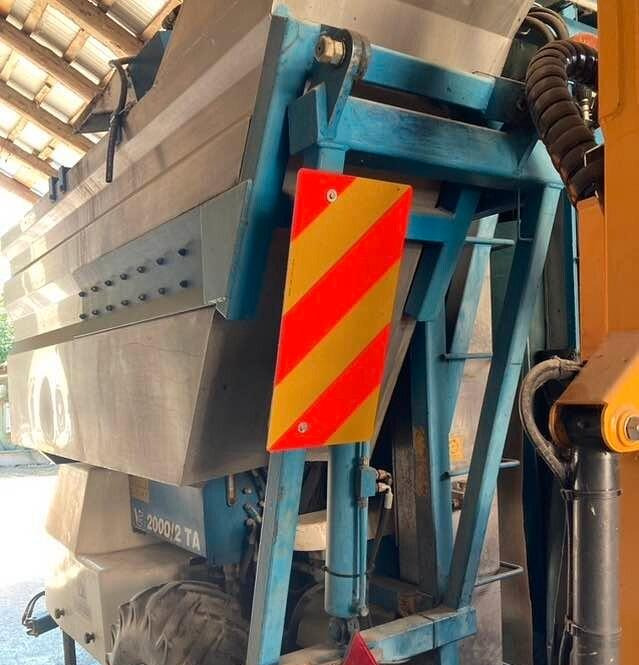 Vendemmiatrice Volentieri VG 2000/2 TA - Traubenvollernter: das Bild 2 Vendemmiatrice Volentieri VG 2000/2 TA - Traubenvollernter: das Bild 2