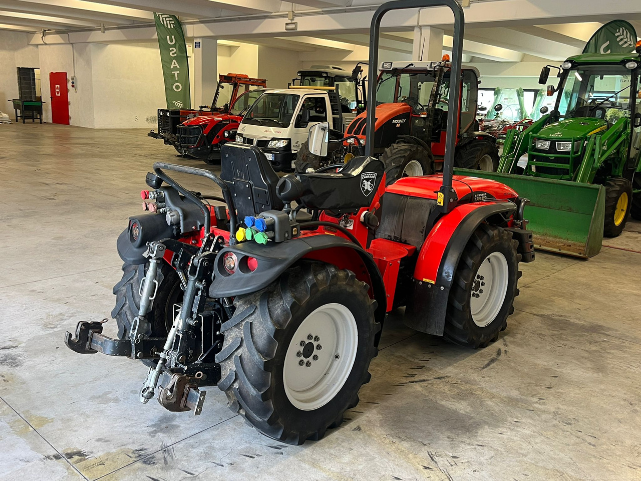 ANTONIO CARRARO SRH 9800 - Traktor: das Bild 4 ANTONIO CARRARO SRH 9800 - Traktor: das Bild 4