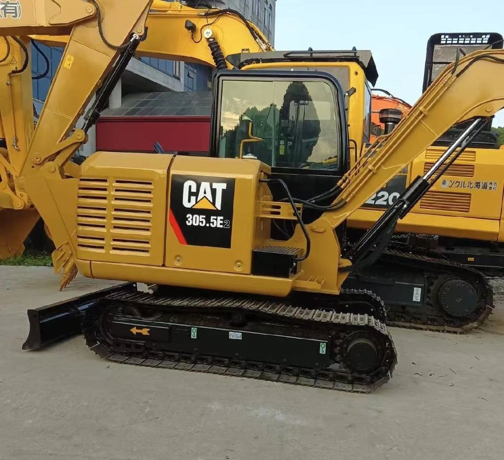 CAT 305.5 - Minibagger: das Bild 2 CAT 305.5 - Minibagger: das Bild 2