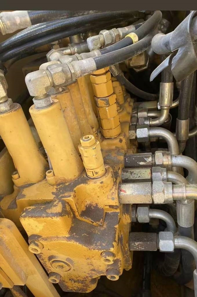 CAT 308 C - Minibagger: das Bild 2 CAT 308 C - Minibagger: das Bild 2