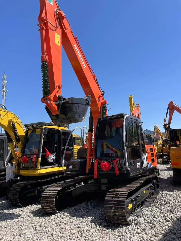 Hitachi 120 - Kettenbagger: das Bild 3 Hitachi 120 - Kettenbagger: das Bild 3