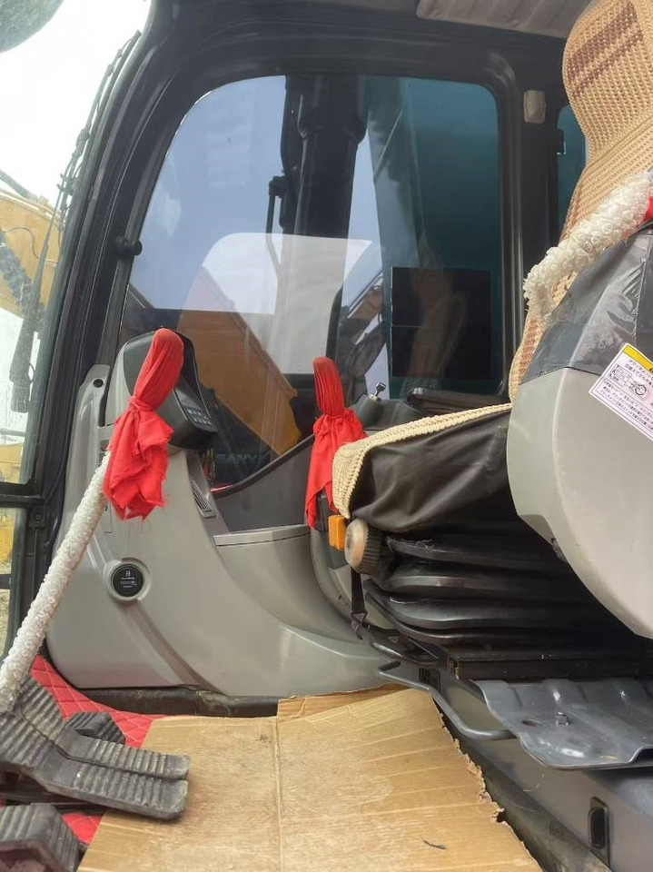 Kobelco SK 200 - Kettenbagger: das Bild 5 Kobelco SK 200 - Kettenbagger: das Bild 5