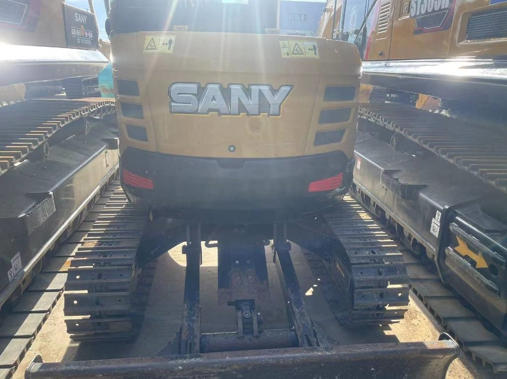 Sany SY 35 - Minibagger: das Bild 4 Sany SY 35 - Minibagger: das Bild 4
