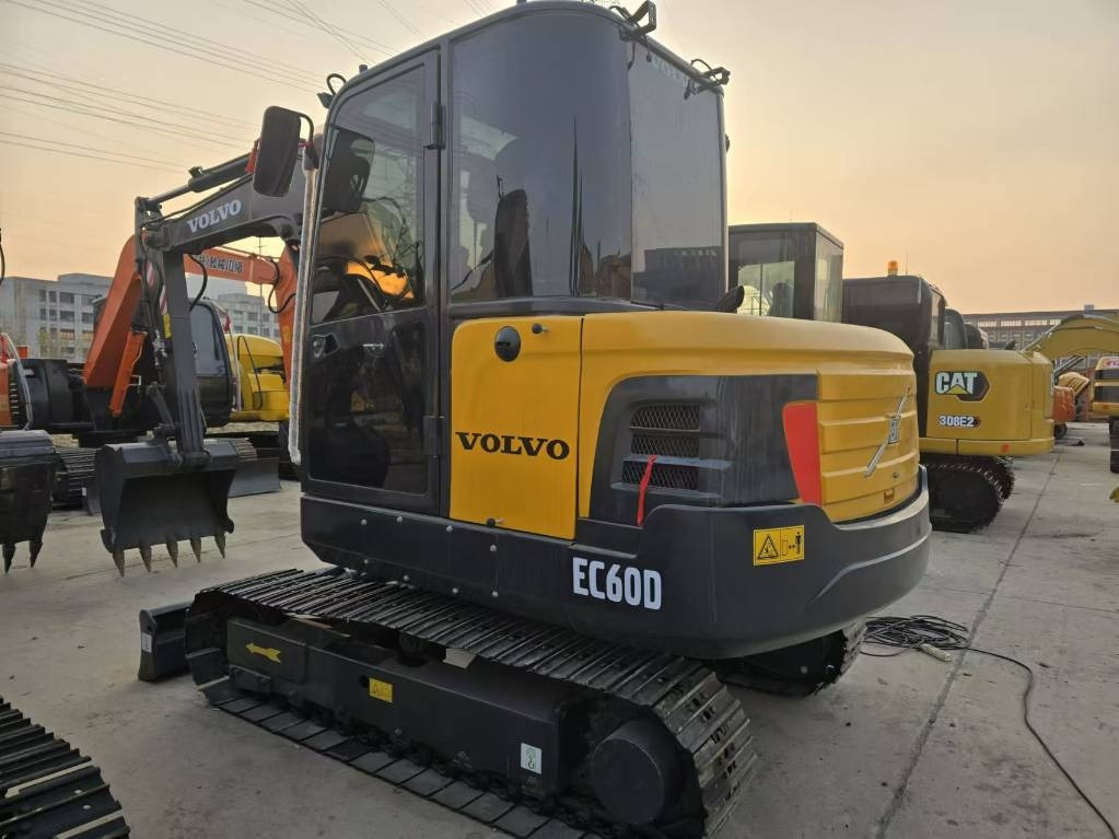 Volvo EC 60 - Kettenbagger: das Bild 1 Volvo EC 60 - Kettenbagger: das Bild 1