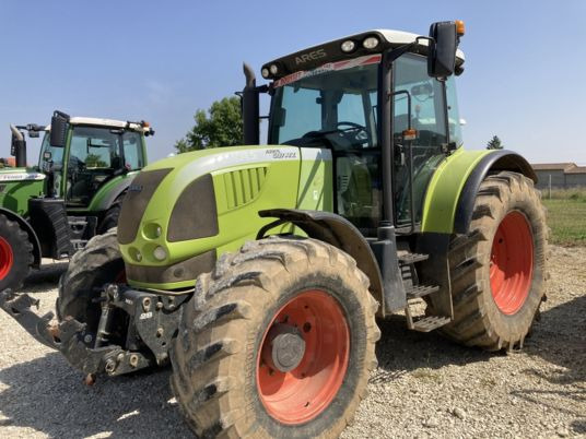 Claas ARES 697 ATZ - Traktor: das Bild 1 Claas ARES 697 ATZ - Traktor: das Bild 1