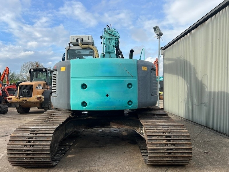 Kobelco SK 235 SR LC - Kettenbagger: das Bild 3 Kobelco SK 235 SR LC - Kettenbagger: das Bild 3