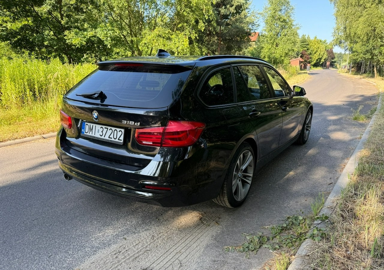 BMW SERIA 3 V (F30/F31/F34) BMW SERIA 3 318d 150KM Automat SportLine*AdaptiveLed*Navi*Półskóra*SerwisBMW* FV - Kombi: das Bild 4 BMW SERIA 3 V (F30/F31/F34) BMW SERIA 3 318d 150KM Automat SportLine*AdaptiveLed*Navi*Półskóra*SerwisBMW* FV - Kombi: das Bild 4