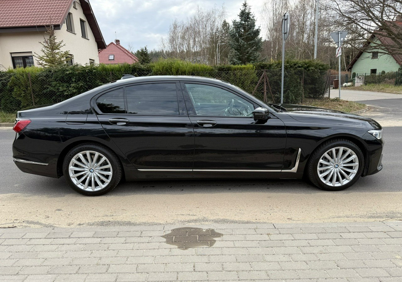 BMW SERIA 7 II (G11/G12) BMW SERIA 7 740d Xdrive 340KM Luxury+Exclusive Masaże Adaptiv Oś Lasery 2022 FV2 - Limousine: das Bild 2 BMW SERIA 7 II (G11/G12) BMW SERIA 7 740d Xdrive 340KM Luxury+Exclusive Masaże Adaptiv Oś Lasery 2022 FV2 - Limousine: das Bild 2