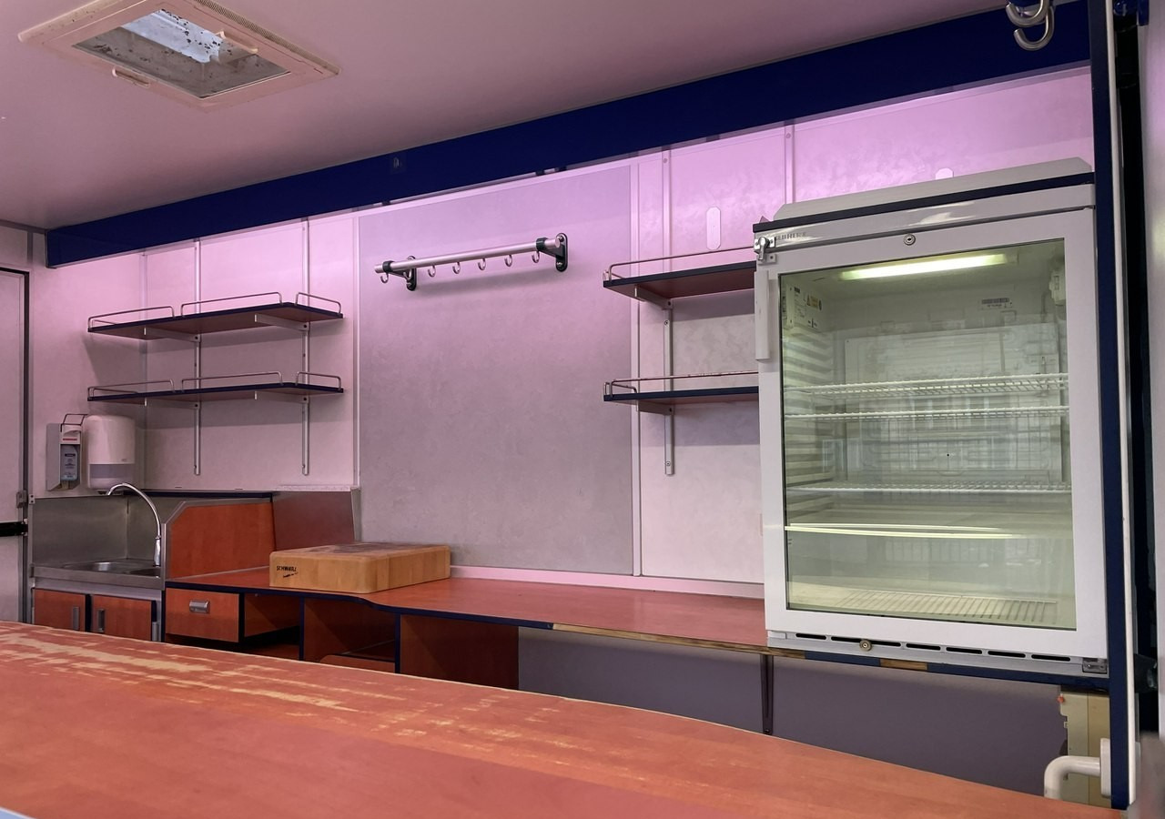 Fiat Ducato Autosklep wędlin Gastronomiczny Food Truck Foodtruck Sklep Borco 350 - Verkaufsfahrzeug: das Bild 4 Fiat Ducato Autosklep wędlin Gastronomiczny Food Truck Foodtruck Sklep Borco 350 - Verkaufsfahrzeug: das Bild 4