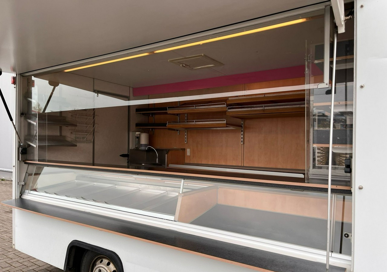 Fiat Ducato Ducato Autosklep Gastronomiczny Food Truck Foodtruck sklep Borco 200 - Verkaufsfahrzeug: das Bild 2 Fiat Ducato Ducato Autosklep Gastronomiczny Food Truck Foodtruck sklep Borco 200 - Verkaufsfahrzeug: das Bild 2