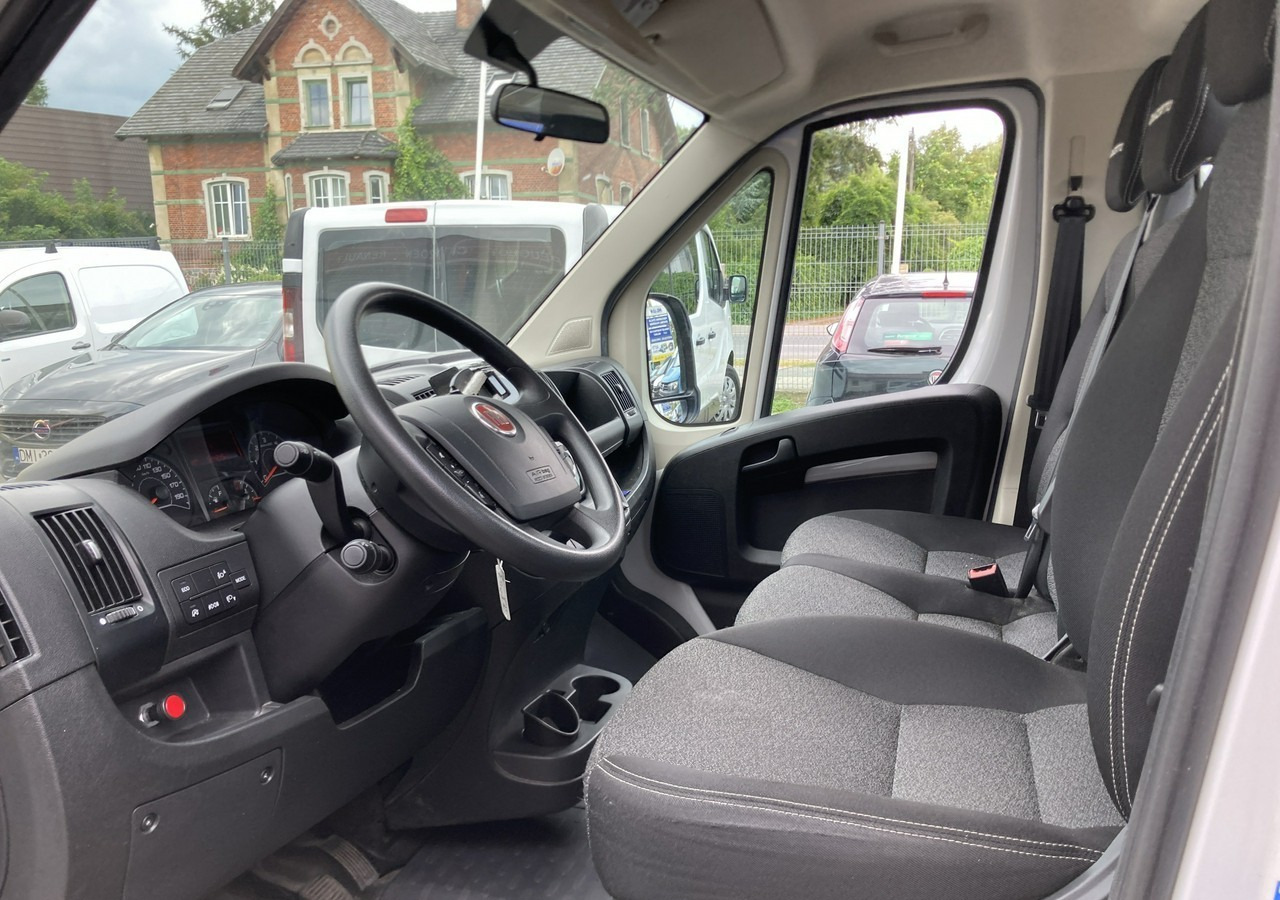Innenraum Bild 1: Pritsche Transporter Fiat Ducato FIAT Ducato Max 2,3-180KM Skrzynia Rama Klima Navi 2021
