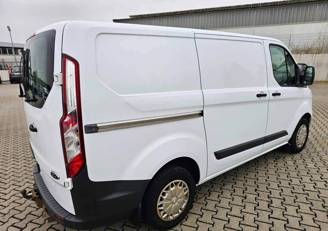 Ford Transit Transit Custom Ford Transit Custom 2.2-125KM Klima 2015 - Kastenwagen: das Bild 2 Ford Transit Transit Custom Ford Transit Custom 2.2-125KM Klima 2015 - Kastenwagen: das Bild 2