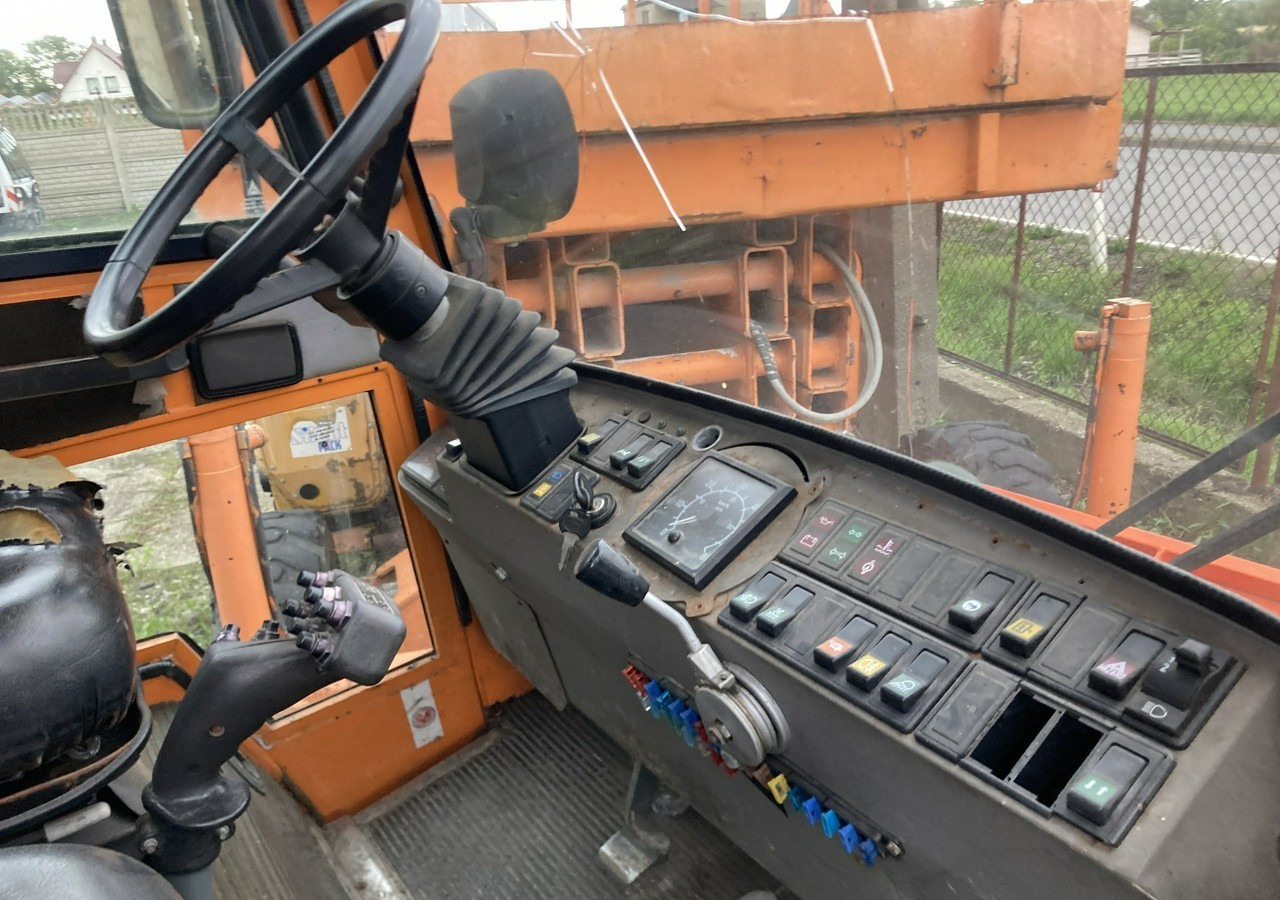 Inna Inny Hansa 4X4 pług posypywarka wywrotka - Schneeräumfahrzeug: das Bild 4 Inna Inny Hansa 4X4 pług posypywarka wywrotka - Schneeräumfahrzeug: das Bild 4
