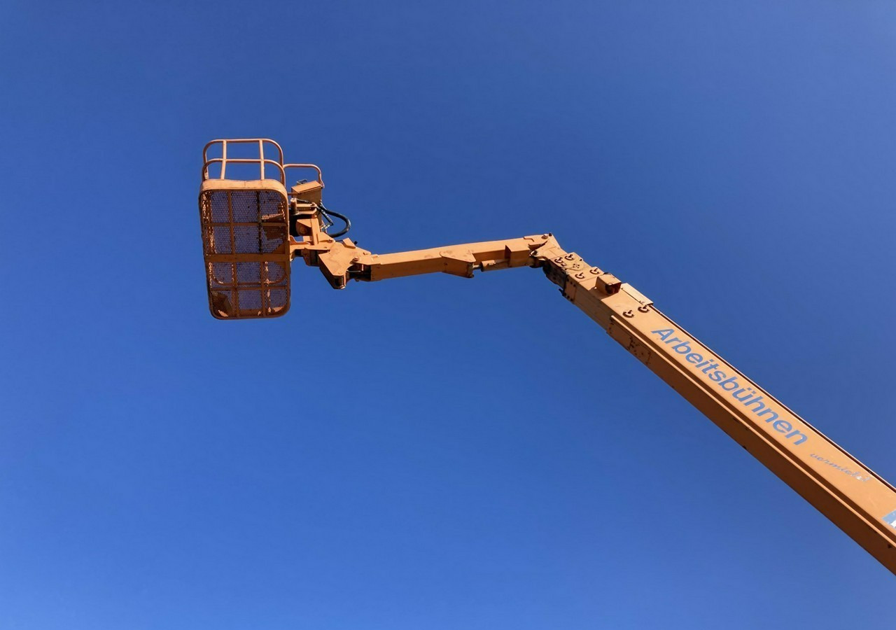 Teleskopbühne Inna Inny Podnośnik koszowy Haulotte H23 zwyżka 4x4 12082 mg 23 metrów: das Bild 7 Teleskopbühne Inna Inny Podnośnik koszowy Haulotte H23 zwyżka 4x4 12082 mg 23 metrów: das Bild 7