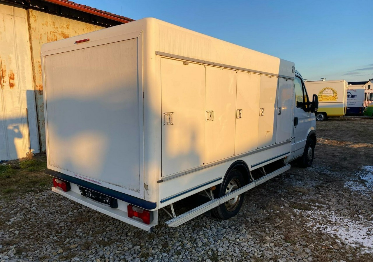 Iveco Inny Iveco Iveco Daily 35-13 chłodnia 10 komorowa Mrożnia do -40C Model 2014 - Kühltransporter: das Bild 4 Iveco Inny Iveco Iveco Daily 35-13 chłodnia 10 komorowa Mrożnia do -40C Model 2014 - Kühltransporter: das Bild 4