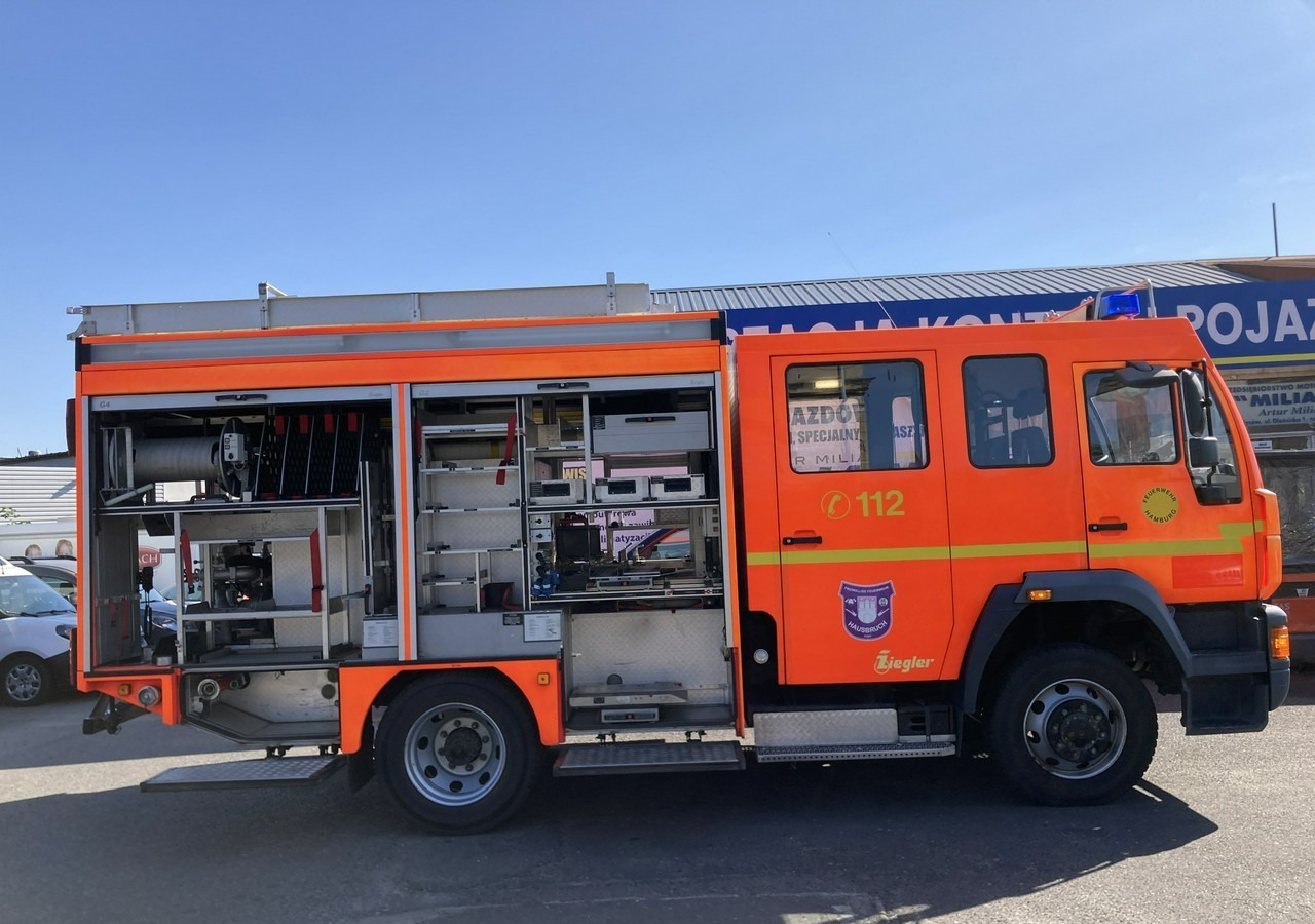 MAN MAN 15,250 Straż pożarna gaśnicza 9-osobowa 4X4 Wóz strażacki MAN 15,250 Straż pożarna gaśnicza 9-osobowa 4X4 Wóz strażacki - Feuerwehrfahrzeug: das Bild 2 MAN MAN 15,250 Straż pożarna gaśnicza 9-osobowa 4X4 Wóz strażacki MAN 15,250 Straż pożarna gaśnicza 9-osobowa 4X4 Wóz strażacki - Feuerwehrfahrzeug: das Bild 2