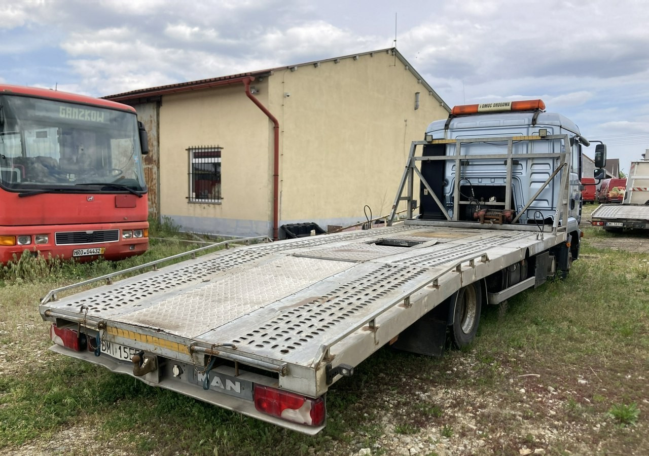 MAN TGL 8.210 Pomoc drogowa Autolaweta x 2 MAN TGL 8.210 Pomoc drogowa Autolaweta na 2 Auta 2005 - Abschleppwagen: das Bild 4 MAN TGL 8.210 Pomoc drogowa Autolaweta x 2 MAN TGL 8.210 Pomoc drogowa Autolaweta na 2 Auta 2005 - Abschleppwagen: das Bild 4