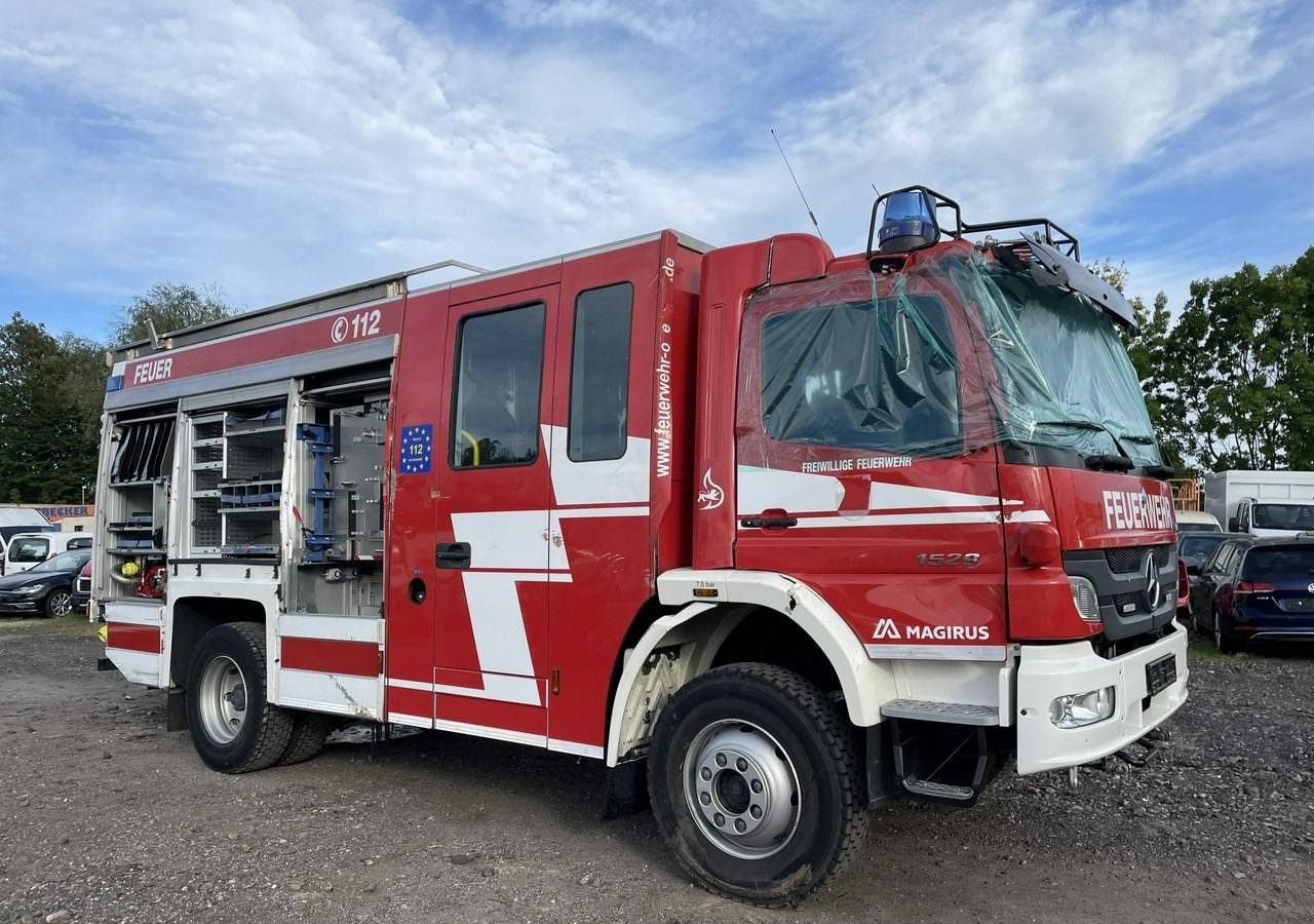 Mercedes-Benz Atego 1529 LF20 Straż Pożarna 4X4 Wóż Strażacki 6647km M2016 Atego 1529 LF20 Straż Pożarna 4X4 Wóż Strażacki 6647km ... - Feuerwehrfahrzeug: das Bild 5 Mercedes-Benz Atego 1529 LF20 Straż Pożarna 4X4 Wóż Strażacki 6647km M2016 Atego 1529 LF20 Straż Pożarna 4X4 Wóż Strażacki 6647km ... - Feuerwehrfahrzeug: das Bild 5