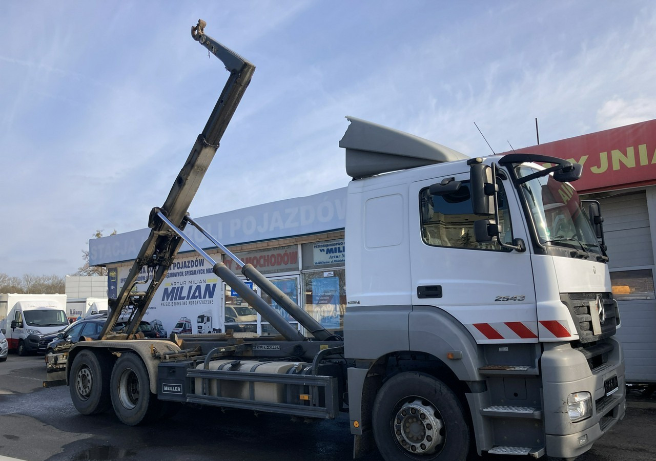 Mercedes-Benz Axor 2543 Hakowiec MEILLER-KIPPER Model 2009 Axor 2543 Hakowiec MEILLER-KIPPER Model 2009 - Abrollkipper: das Bild 4 Mercedes-Benz Axor 2543 Hakowiec MEILLER-KIPPER Model 2009 Axor 2543 Hakowiec MEILLER-KIPPER Model 2009 - Abrollkipper: das Bild 4