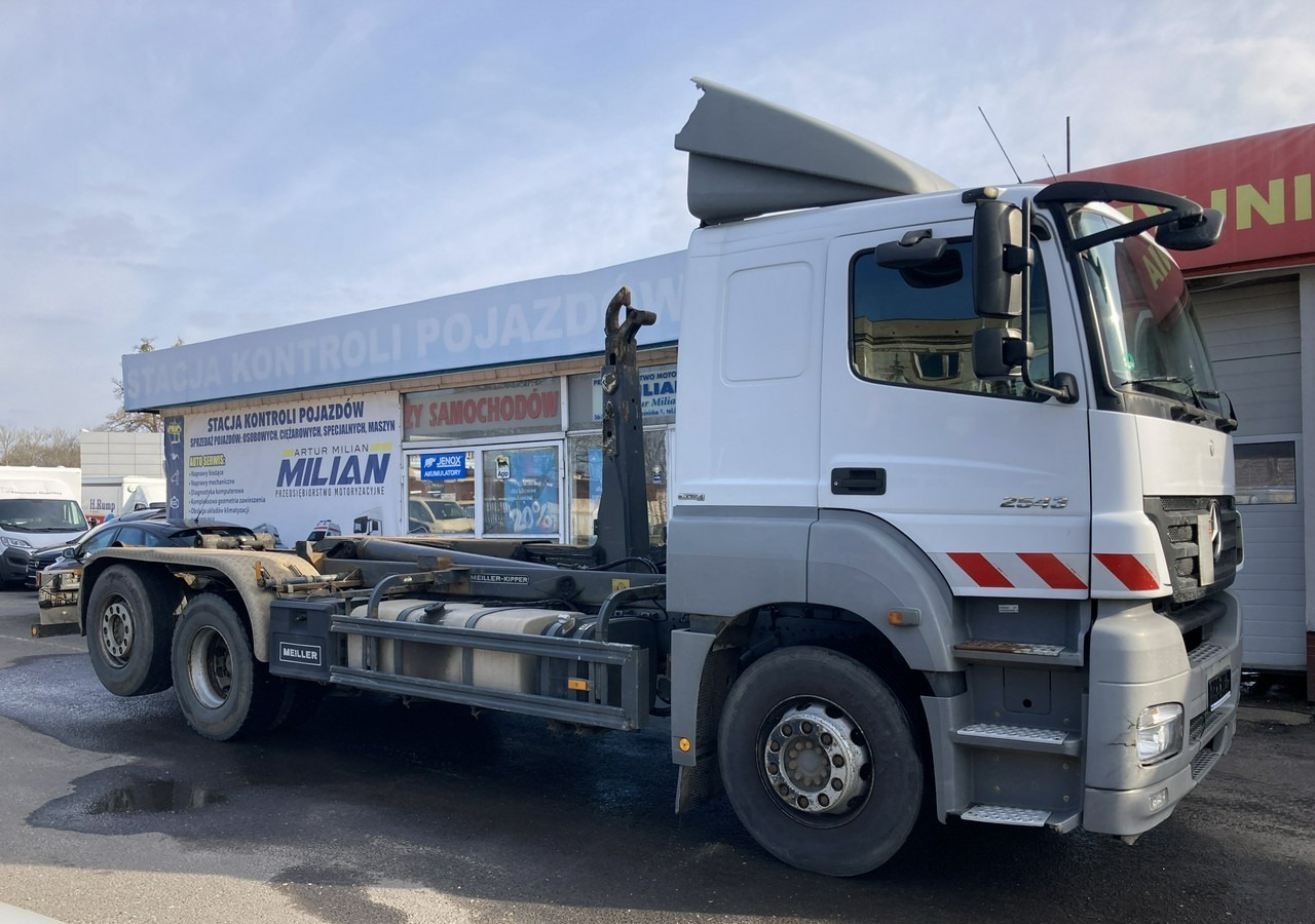 Mercedes-Benz Axor 2543 Hakowiec MEILLER-KIPPER Model 2009 Axor 2543 Hakowiec MEILLER-KIPPER Model 2009 - Abrollkipper: das Bild 2 Mercedes-Benz Axor 2543 Hakowiec MEILLER-KIPPER Model 2009 Axor 2543 Hakowiec MEILLER-KIPPER Model 2009 - Abrollkipper: das Bild 2