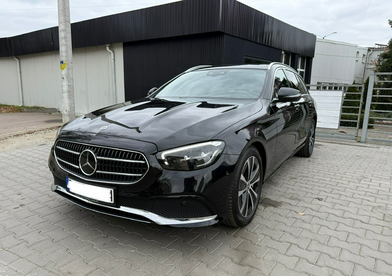 Mercedes-Benz Klasa E E300de EQ-Power Hybrid 50km na prądzie 2.0d 306KM Avantgarde Panoram - PKW: das Bild 1 Mercedes-Benz Klasa E E300de EQ-Power Hybrid 50km na prądzie 2.0d 306KM Avantgarde Panoram - PKW: das Bild 1