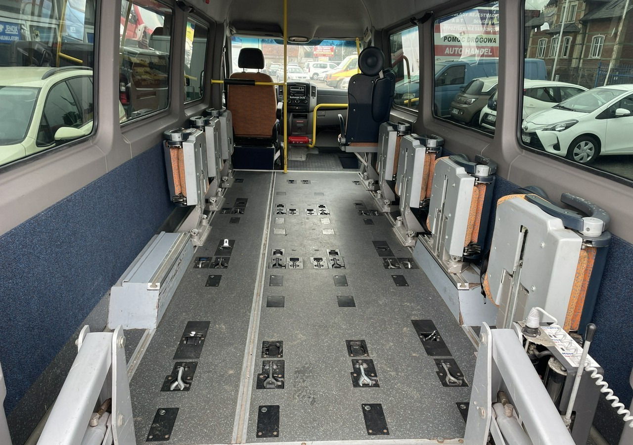 Mercedes-Benz Sprinter 906 Sprinter Maxi przewozu niepełnosprawnych Rampa inwalida Flex 3-wózki - PKW: das Bild 4 Mercedes-Benz Sprinter 906 Sprinter Maxi przewozu niepełnosprawnych Rampa inwalida Flex 3-wózki - PKW: das Bild 4