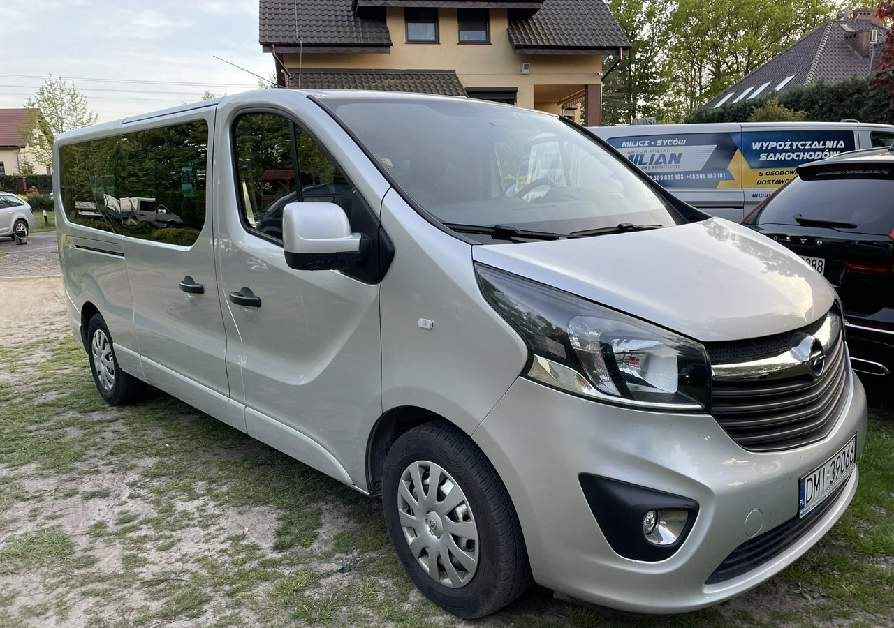 Opel Vivaro III Opel Vivaro 1.6-125KM Long 2x Klima Model 2019 - PKW: das Bild 2 Opel Vivaro III Opel Vivaro 1.6-125KM Long 2x Klima Model 2019 - PKW: das Bild 2