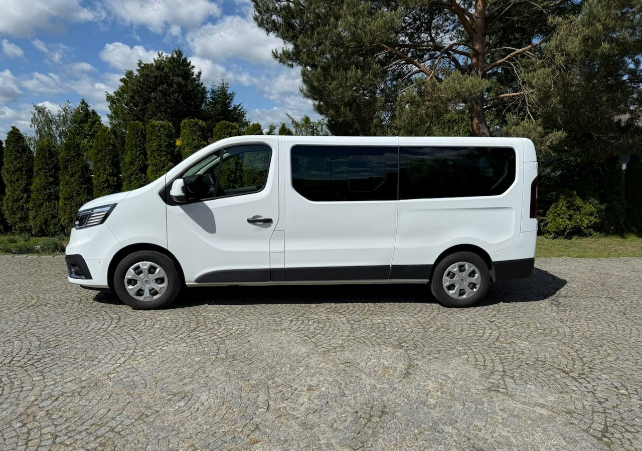 Renault Trafic III 2.0dci 110KM L2H1 LONG 9-osobowy 2xKlima Navi Kamera 2022 - PKW: das Bild 2 Renault Trafic III 2.0dci 110KM L2H1 LONG 9-osobowy 2xKlima Navi Kamera 2022 - PKW: das Bild 2