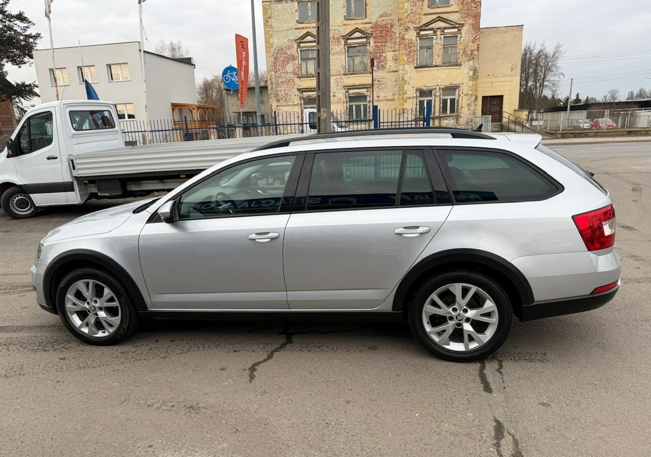 PKW Skoda Octavia III Skoda Octavia 4X4 Scout 2.0 TDI -150KM Model 2017 Bezwypadkowa FV 23: das Bild 6