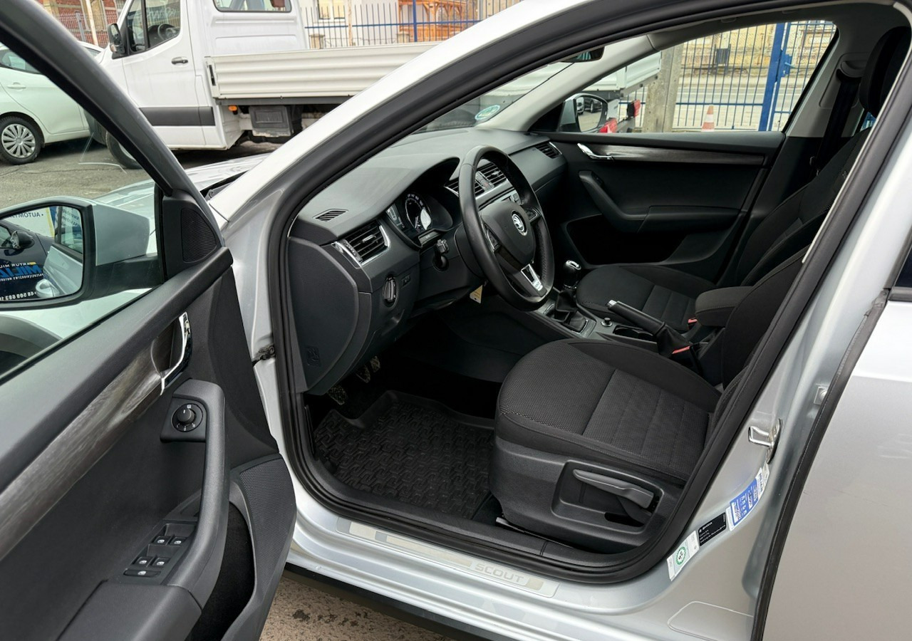 PKW Skoda Octavia III Skoda Octavia 4X4 Scout 2.0 TDI -150KM Model 2017 Bezwypadkowa FV 23: das Bild 9