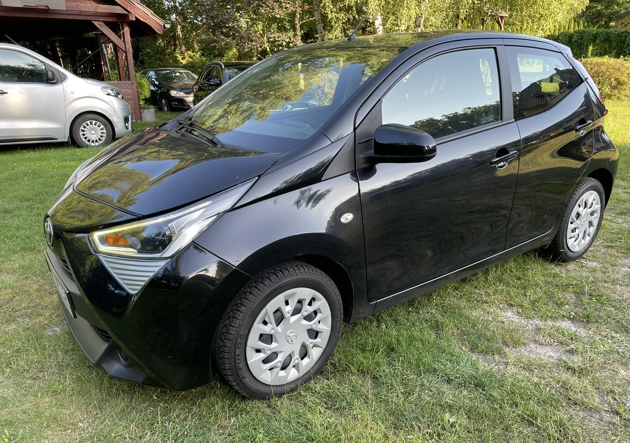 Toyota Aygo II Toyota Aygo 1.0-16V Klima Salon PL 24651km Model 2021 - Schrägheck: das Bild 2 Toyota Aygo II Toyota Aygo 1.0-16V Klima Salon PL 24651km Model 2021 - Schrägheck: das Bild 2