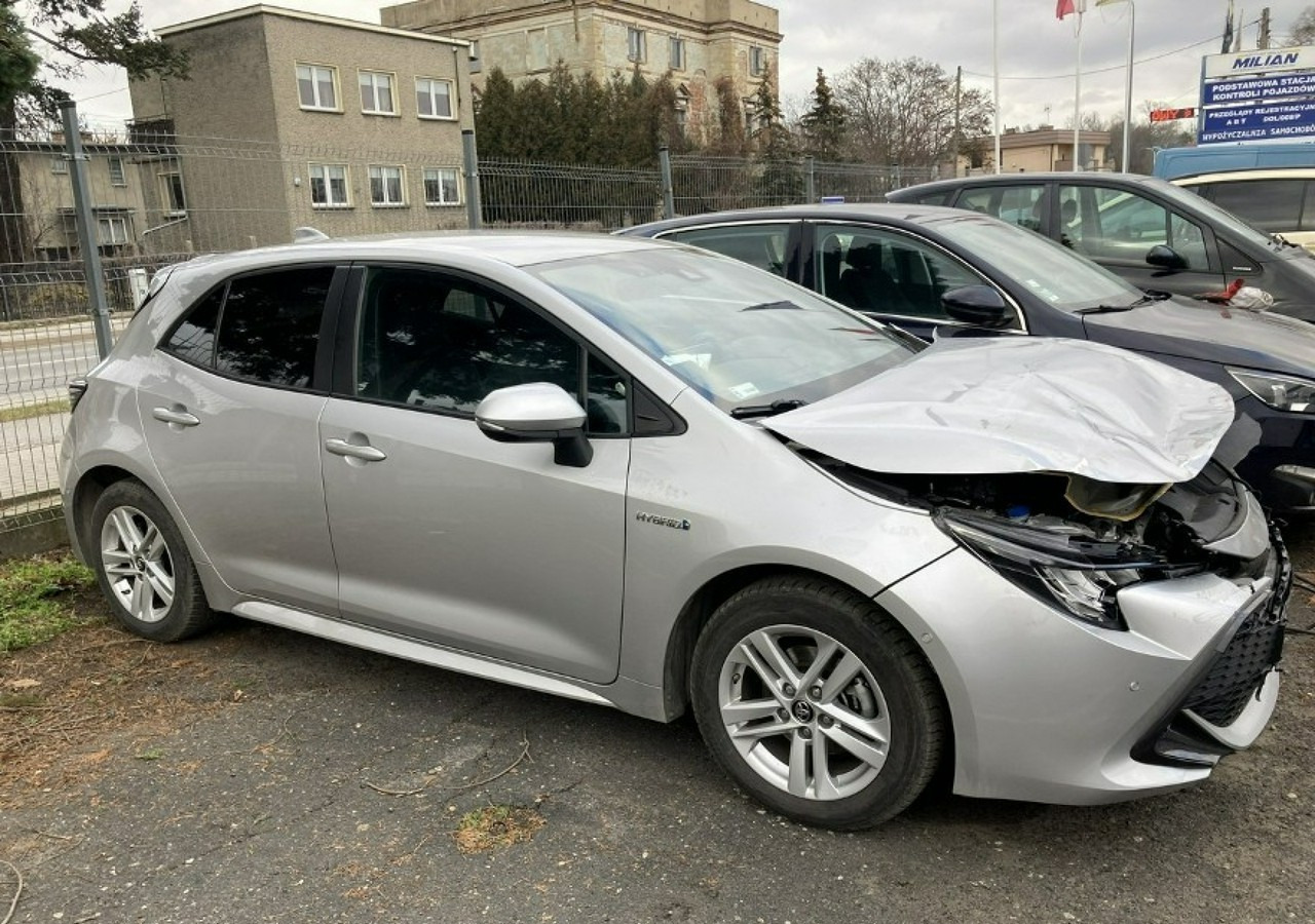 Toyota Corolla XII Corolla 1.8 Hybrid 102KM Comfort Salon PL 2020 - Schrägheck: das Bild 3 Toyota Corolla XII Corolla 1.8 Hybrid 102KM Comfort Salon PL 2020 - Schrägheck: das Bild 3