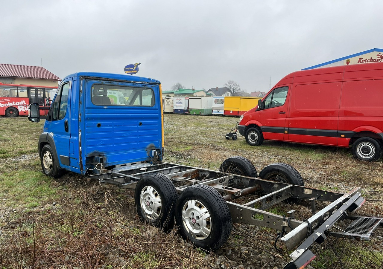 Fiat Ducato Ducato 3.0-160KM Rama pod zabudowę 2011,2009 - Transporter: das Bild 5 Fiat Ducato Ducato 3.0-160KM Rama pod zabudowę 2011,2009 - Transporter: das Bild 5