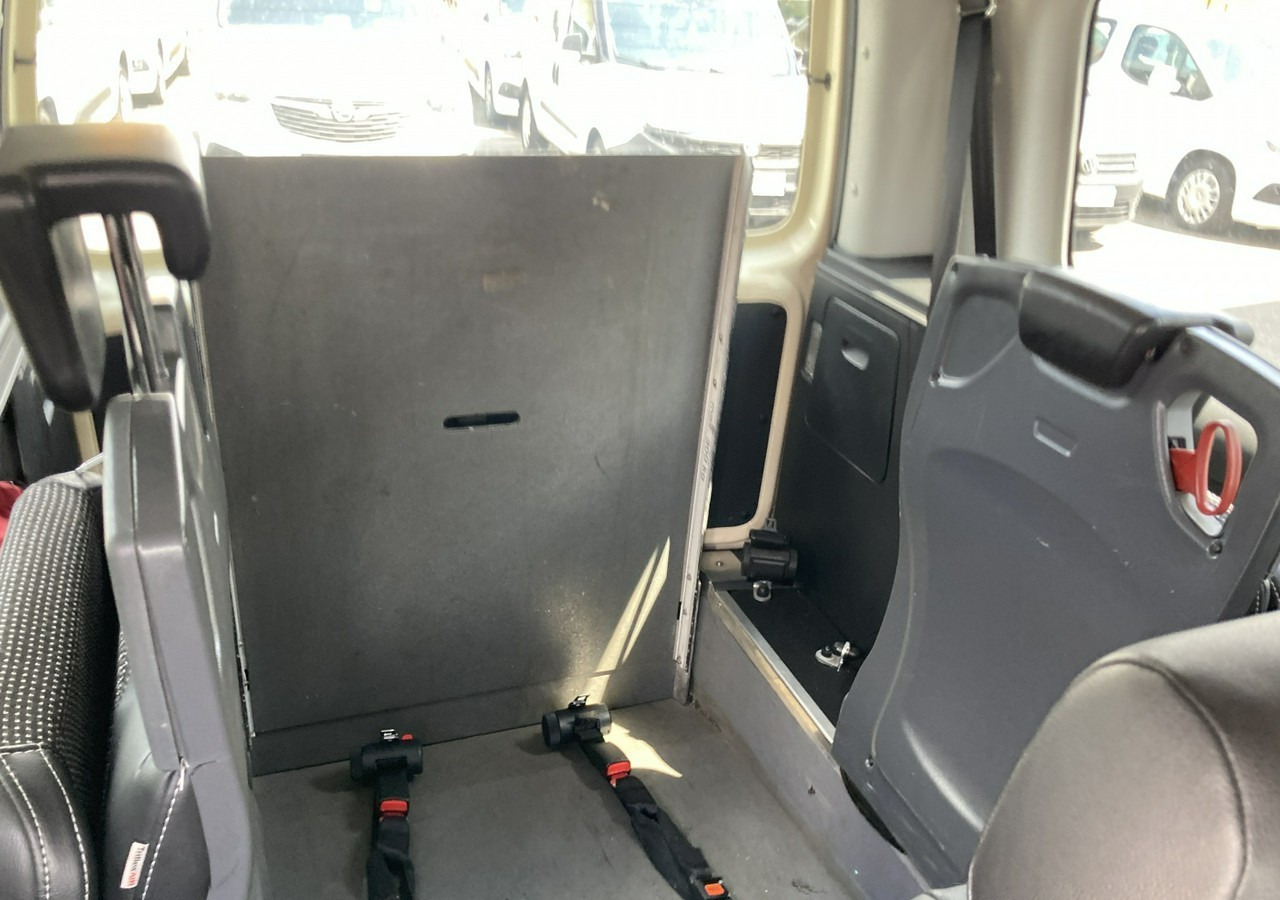 PKW Volkswagen Caddy III Caddy Maxi2.0 TDI dla Niepełnosprawnych inwalida SPRZEDAŻ-WYNAJM 20: das Bild 15