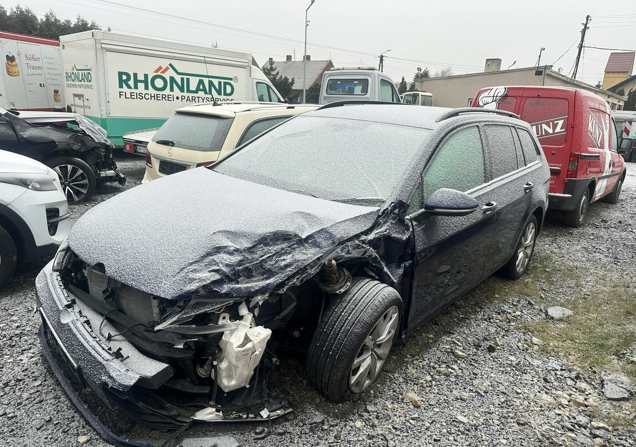 Volkswagen Golf VII Golf VII 2.0 TDI-150KM Klima Navi Panorama kamera 85520km 2018 - Kombi: das Bild 4 Volkswagen Golf VII Golf VII 2.0 TDI-150KM Klima Navi Panorama kamera 85520km 2018 - Kombi: das Bild 4