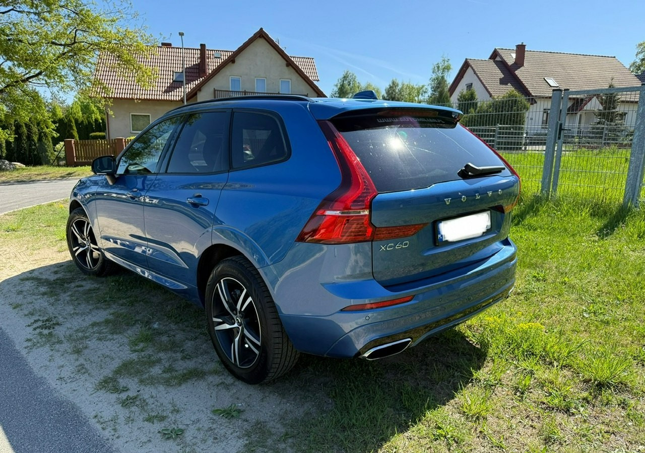 Volvo XC60 II XC60 R-design 2.0D5 235KM Automat Navi Kamery360 Panorama HAK Harman - SUV/ Geländewagen: das Bild 4 Volvo XC60 II XC60 R-design 2.0D5 235KM Automat Navi Kamery360 Panorama HAK Harman - SUV/ Geländewagen: das Bild 4