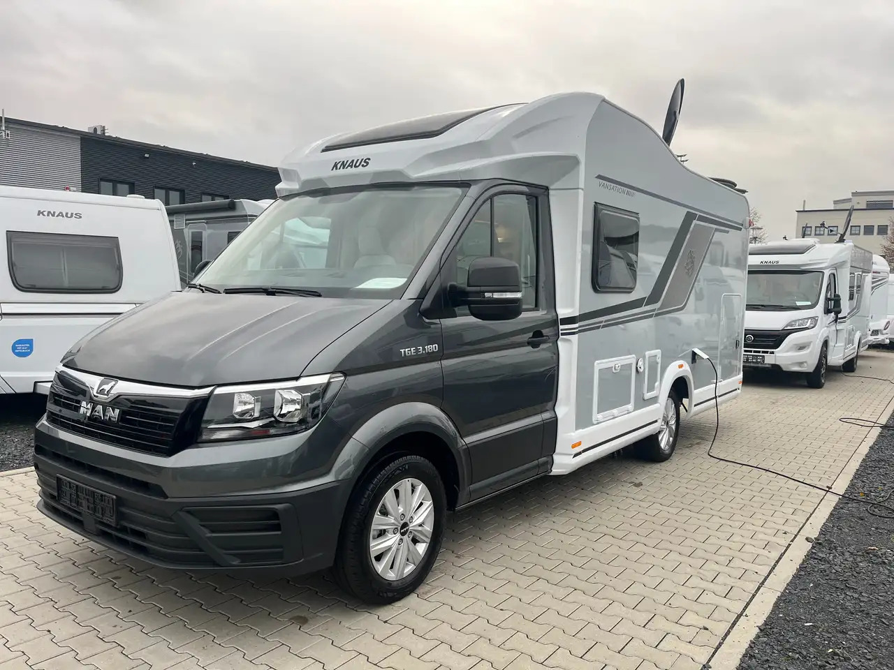 Knaus VAN WAVE 640 MEG VANSATION - Teilintegriertes Wohnmobil: das Bild 1 Knaus VAN WAVE 640 MEG VANSATION - Teilintegriertes Wohnmobil: das Bild 1