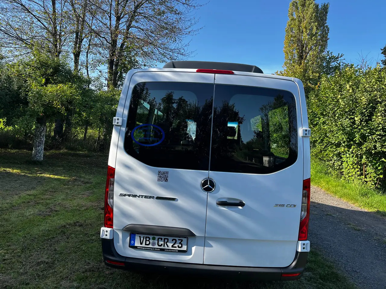 Mercedes-Benz Sprinter KOMBI TOURER DACHKLIMA 9-SITZE - Personentransporter, Transporter mit Doppelkabine: das Bild 5 Mercedes-Benz Sprinter KOMBI TOURER DACHKLIMA 9-SITZE - Personentransporter, Transporter mit Doppelkabine: das Bild 5