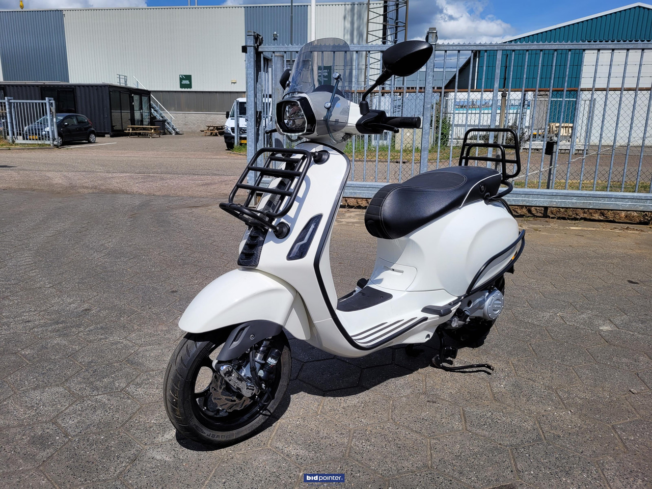 Vespa sprint scooter - Motorrad: das Bild 1 Vespa sprint scooter - Motorrad: das Bild 1