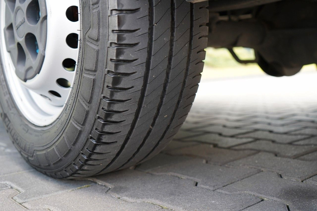 Kastenwagen Iveco DAILY 35-140 / BLASZAK / MOBILNY WARSZTAT / PRZ: das Bild 8 Kastenwagen Iveco DAILY 35-140 / BLASZAK / MOBILNY WARSZTAT / PRZ: das Bild 8