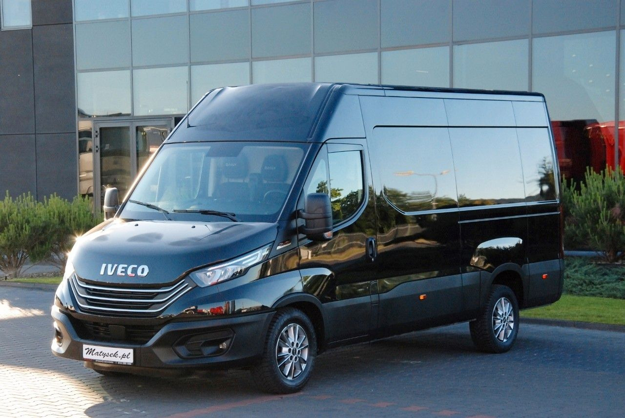 Iveco DAILY 35-180 / BLASZAK / 2022 ROK / HI-MATIC / - Kastenwagen: das Bild 1 Iveco DAILY 35-180 / BLASZAK / 2022 ROK / HI-MATIC / - Kastenwagen: das Bild 1