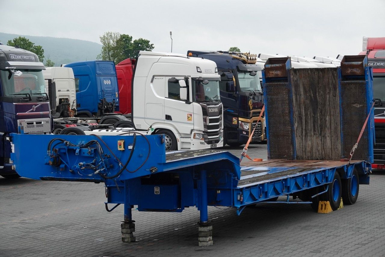 Kaiser LAWETA NISKOPODWOZIOWA / NAJAZDY HYDRAULICZNE / - Tieflader Auflieger: das Bild 1 Kaiser LAWETA NISKOPODWOZIOWA / NAJAZDY HYDRAULICZNE / - Tieflader Auflieger: das Bild 1