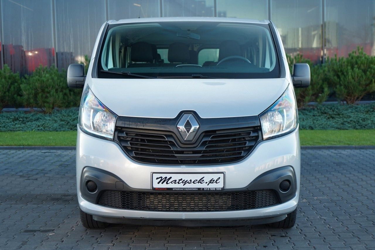 Renault TRAFIC 125 DCI / BUS / 9 MIEJSC / 2017 ROK / PO - Personentransporter: das Bild 3 Renault TRAFIC 125 DCI / BUS / 9 MIEJSC / 2017 ROK / PO - Personentransporter: das Bild 3