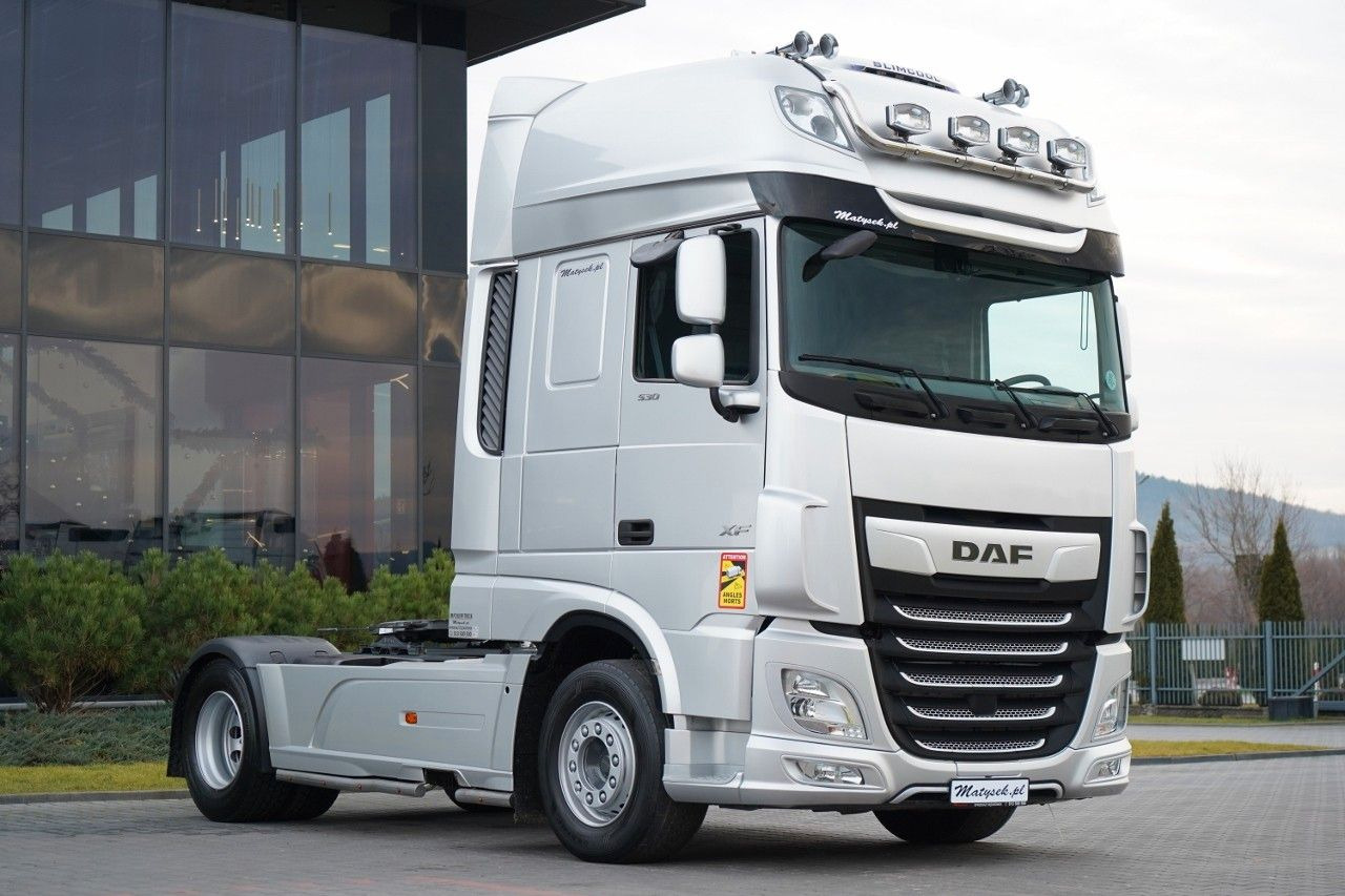 DAF XF 530 / I-PARK COOL / SUPER SPACE CAB / MIKROFL - Sattelzugmaschine: das Bild 5 DAF XF 530 / I-PARK COOL / SUPER SPACE CAB / MIKROFL - Sattelzugmaschine: das Bild 5
